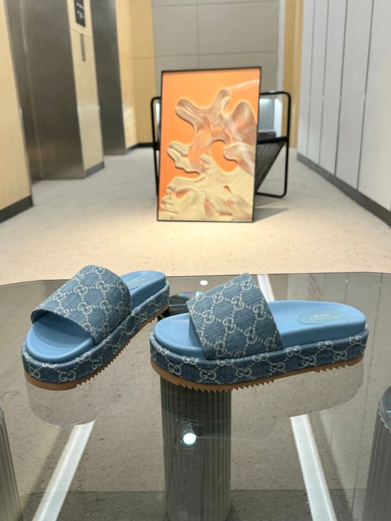 Gxccx Slippers Classic 156973