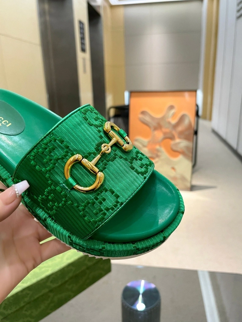 Gxccx Slippers UrbanStyle 156969