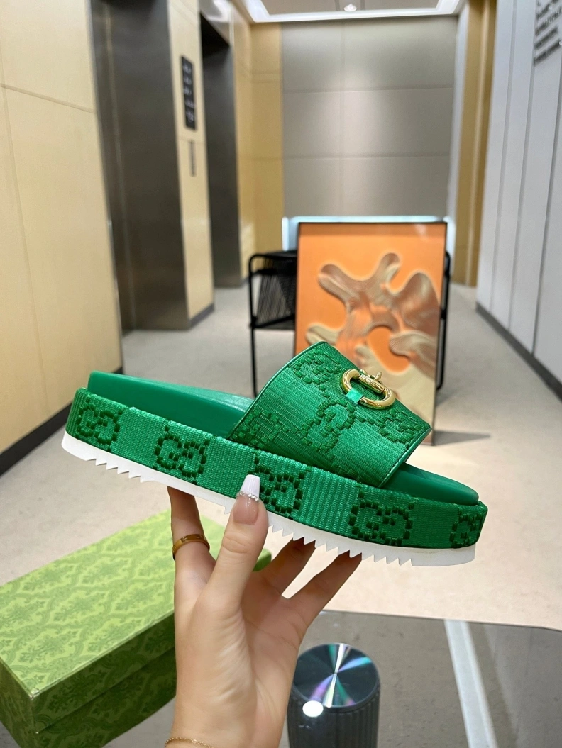 Gxccx Slippers UrbanStyle 156969