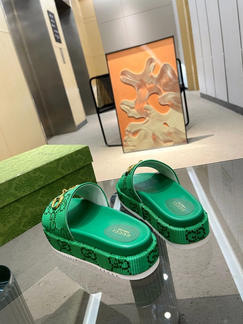 Gxccx Slippers UrbanStyle 156969