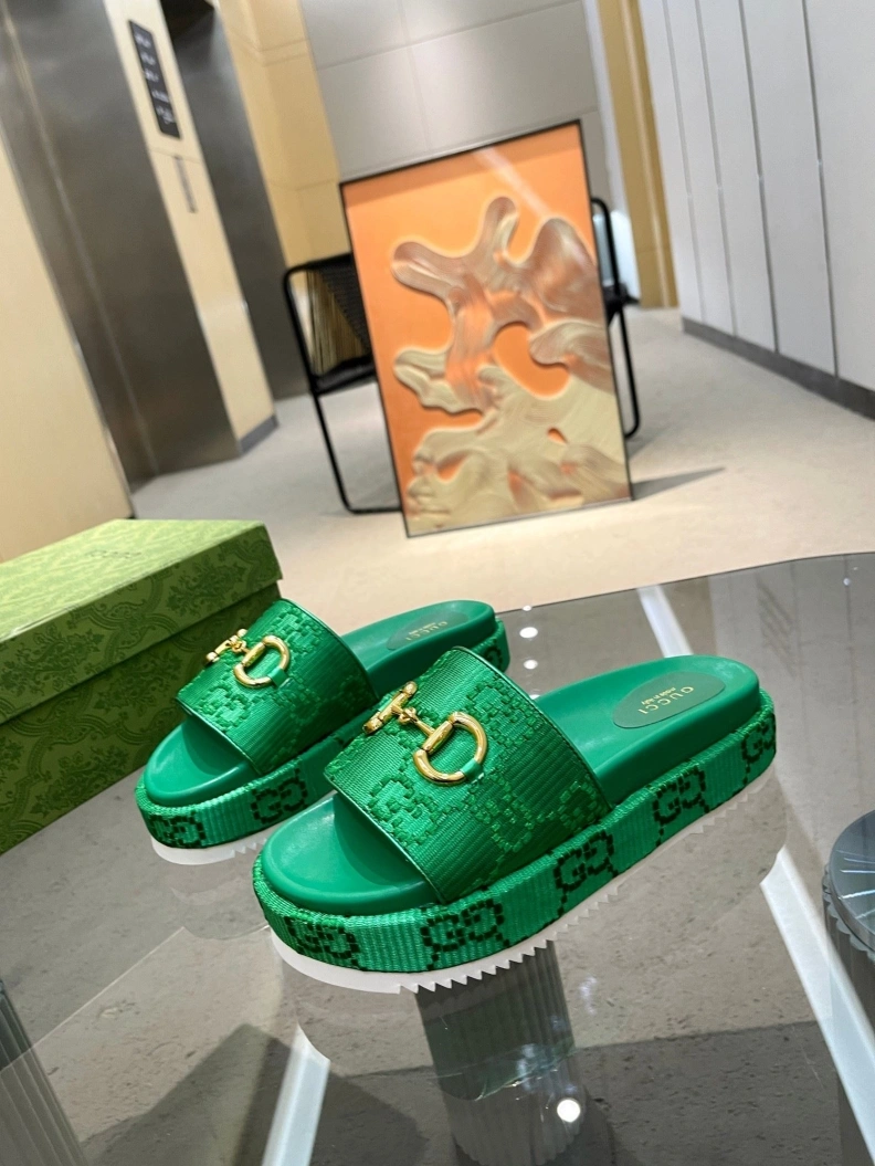 Gxccx Slippers UrbanStyle 156969
