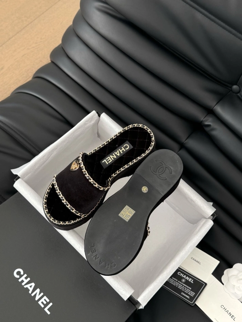 Chxnxl Slippers WellDesigned 118821
