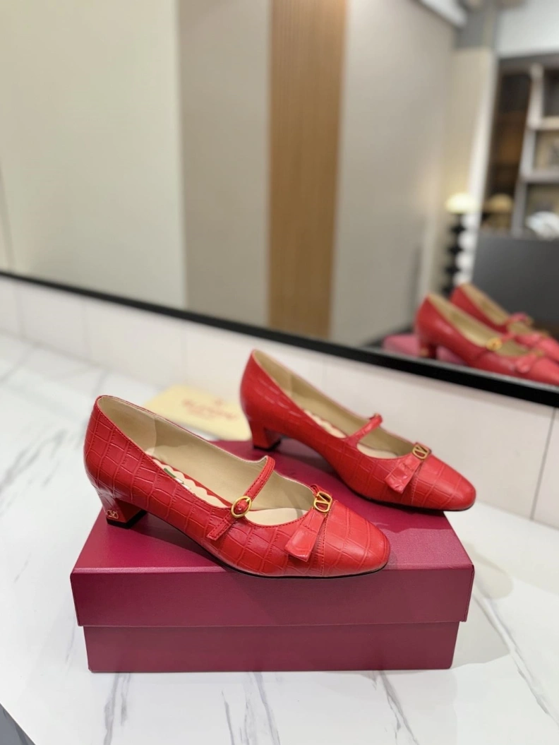 Versatile Vxlxntino flat shoes 229578