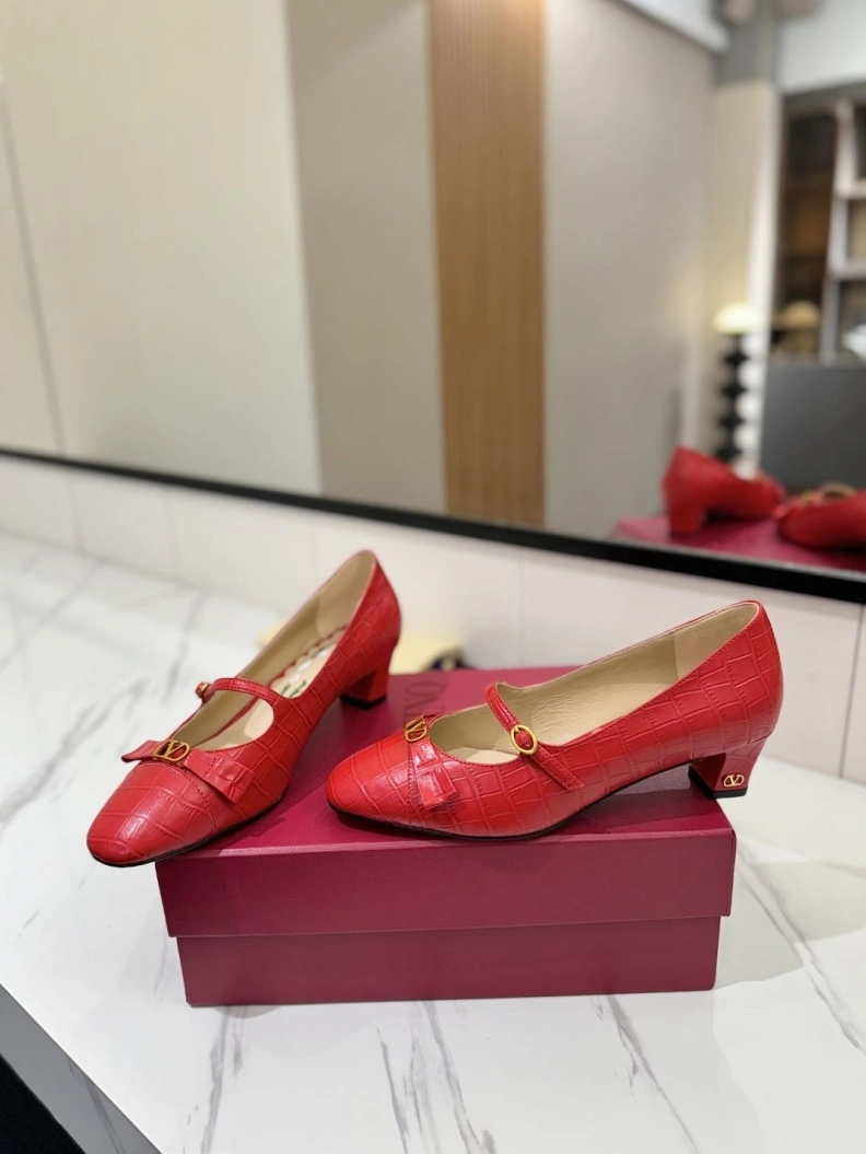 Versatile Vxlxntino flat shoes 229578