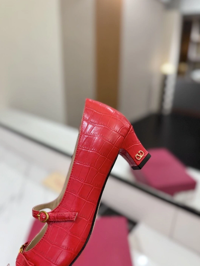 Versatile Vxlxntino flat shoes 229578