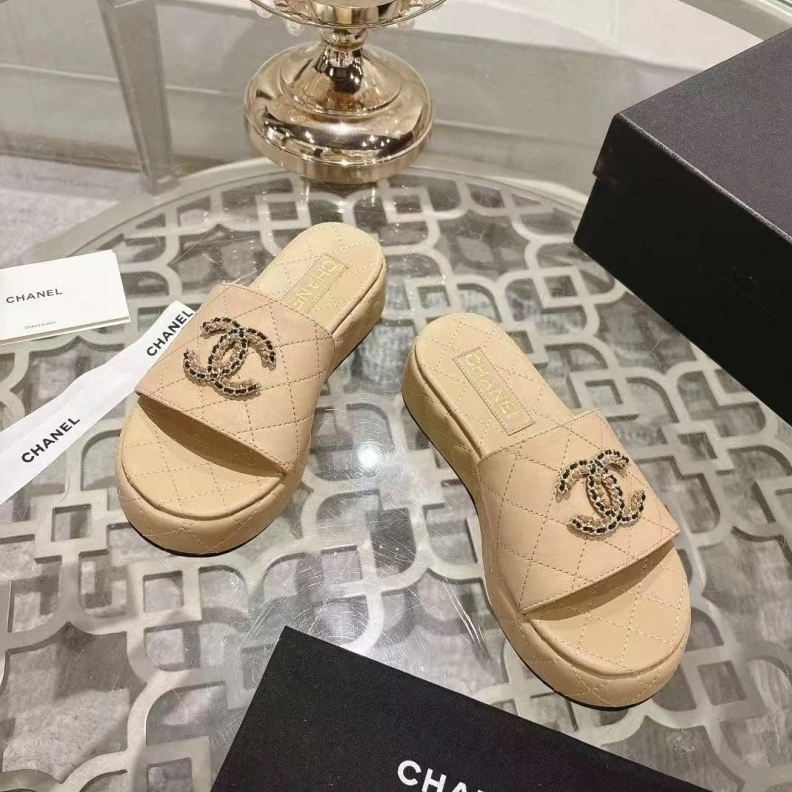 Chxnxl Slippers Bright 118803