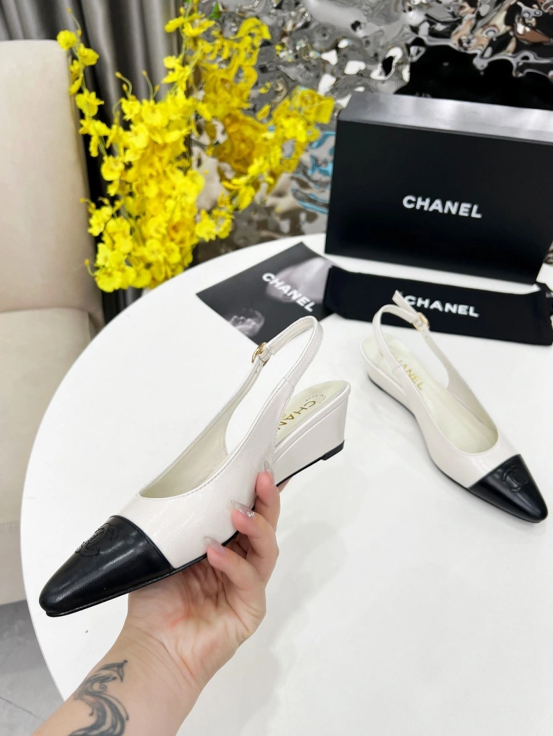 Fashionable Chxnxl Sandals 119089