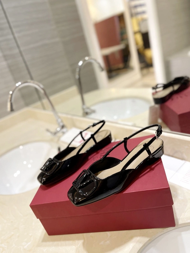 Comfortable Vxlxntino Sandals 229425