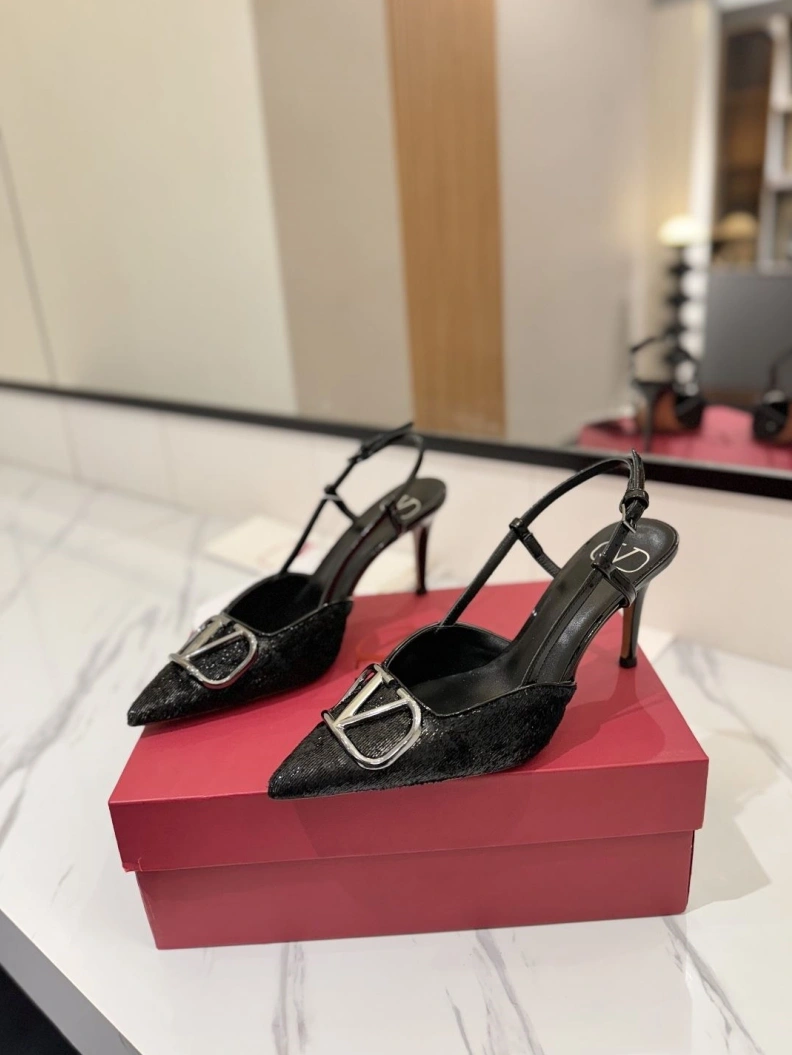 ModernLook Vxlxntino Sandals 229408
