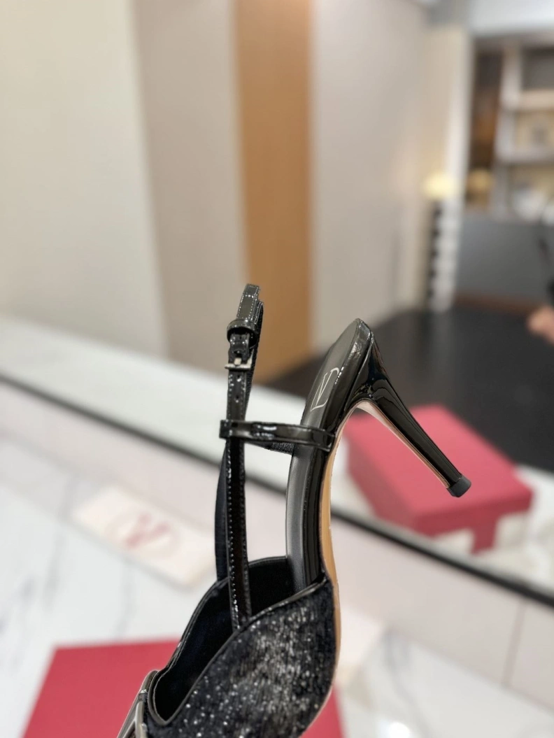 ModernLook Vxlxntino Sandals 229408