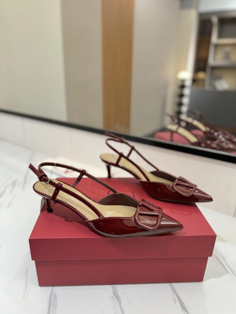 HighQuality Vxlxntino Sandals 229417
