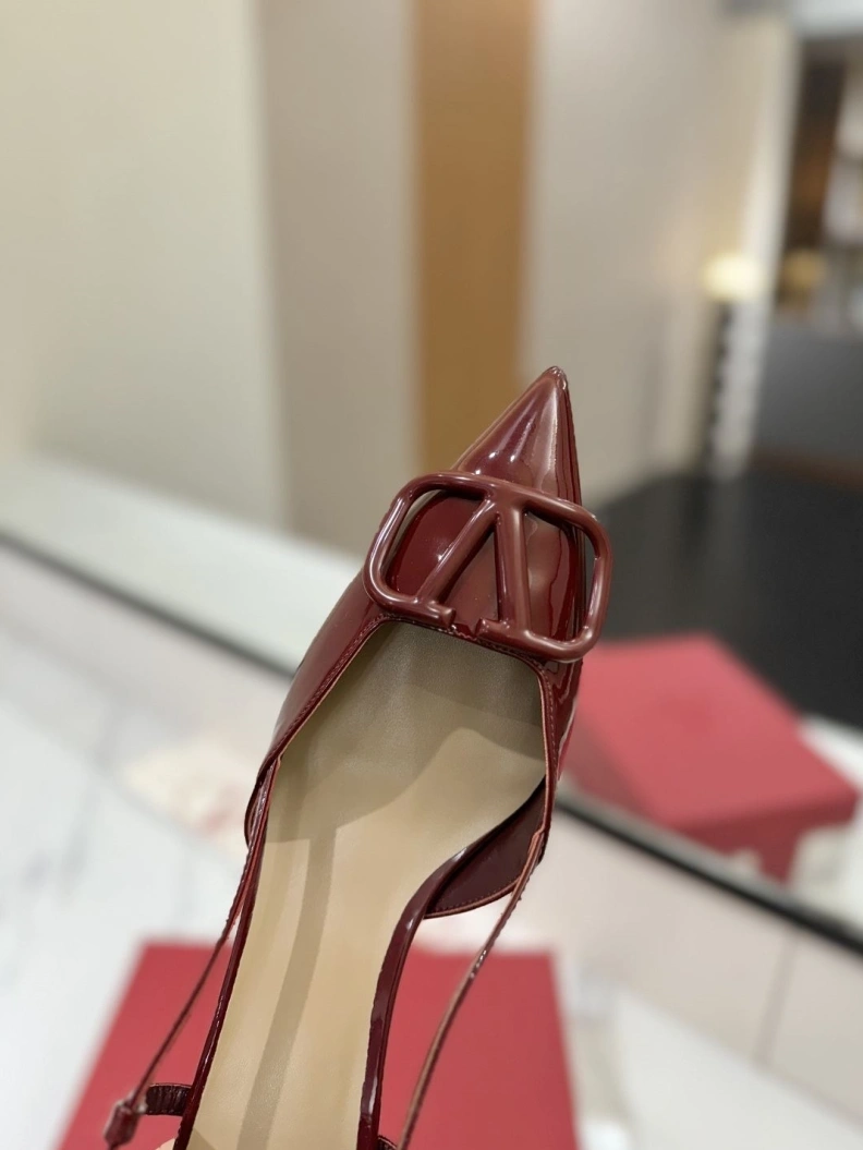 HighQuality Vxlxntino Sandals 229417
