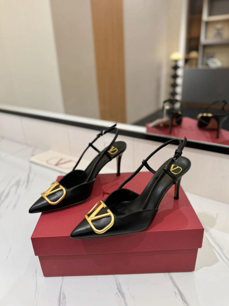 Minimalist Vxlxntino Sandals 229392
