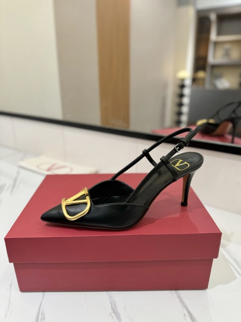 Minimalist Vxlxntino Sandals 229392