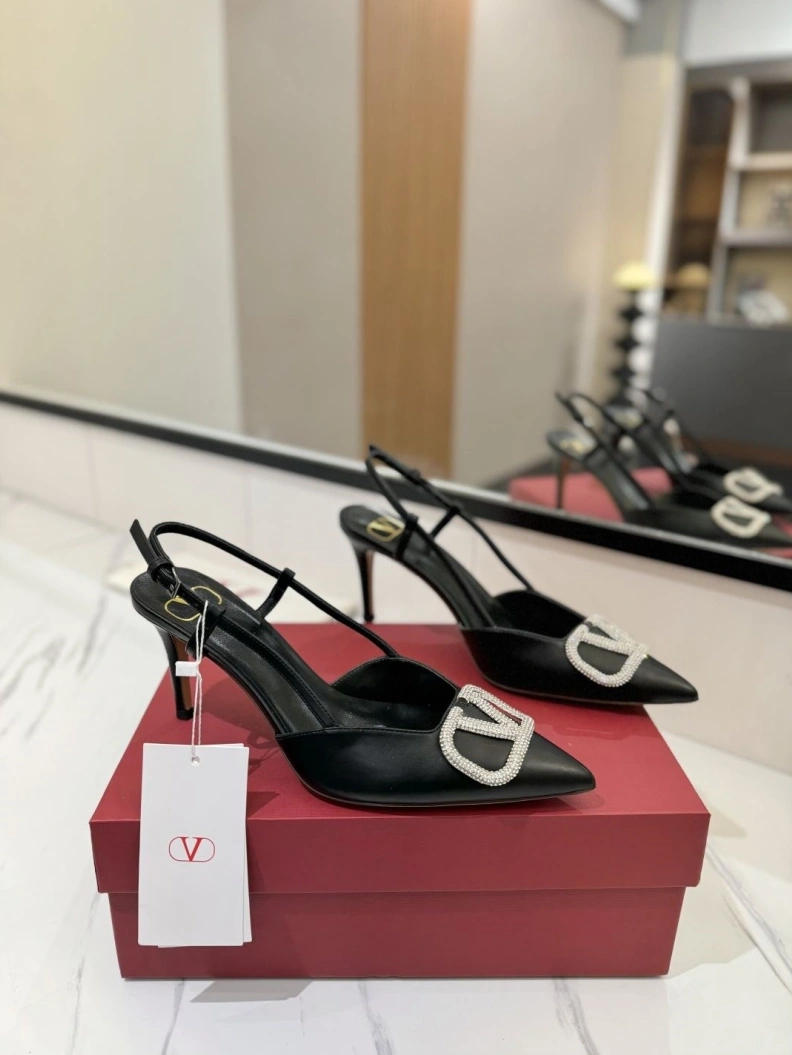 Sophisticated Vxlxntino Sandals 229381