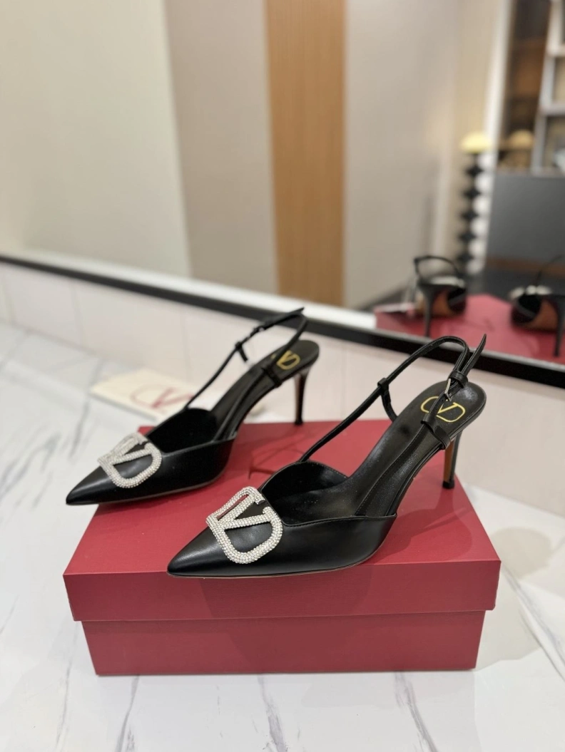 Sophisticated Vxlxntino Sandals 229381