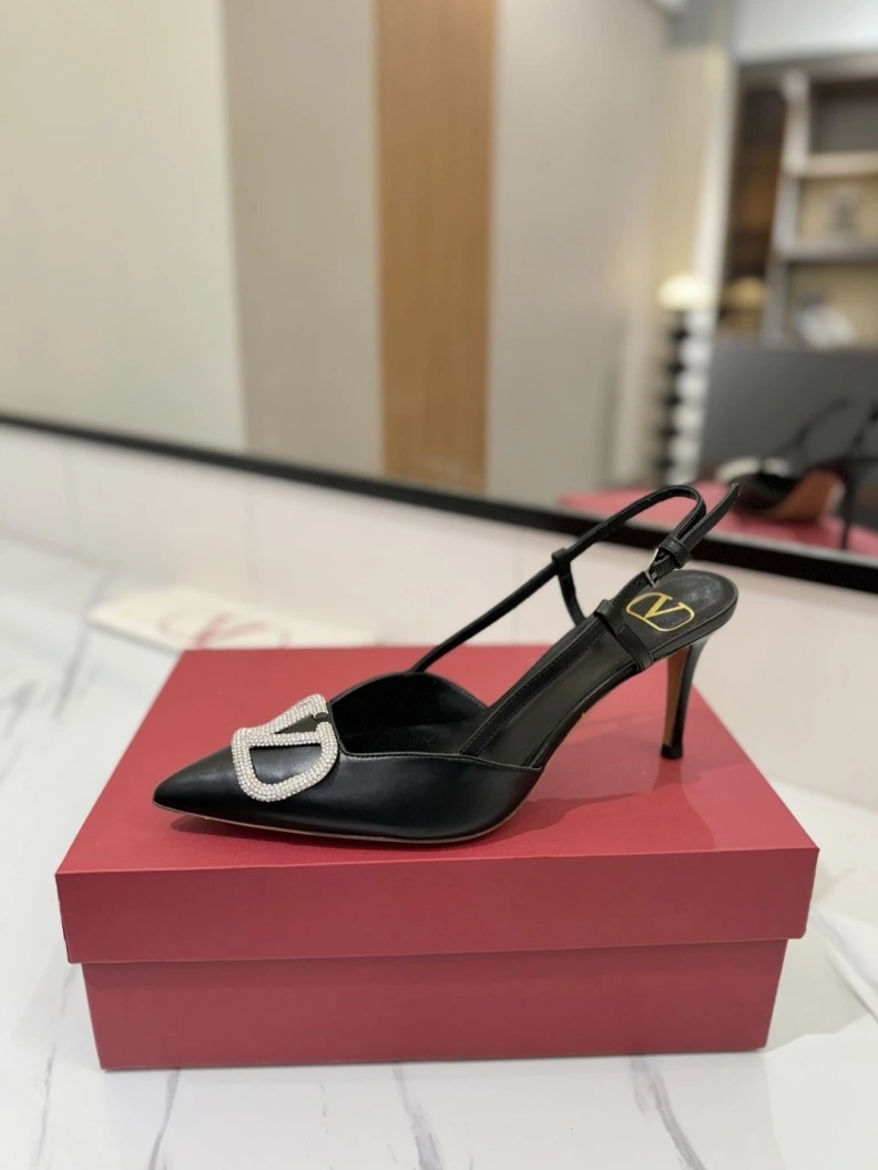 Sophisticated Vxlxntino Sandals 229381