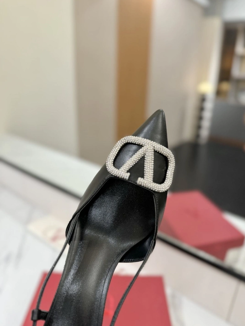 Sophisticated Vxlxntino Sandals 229381