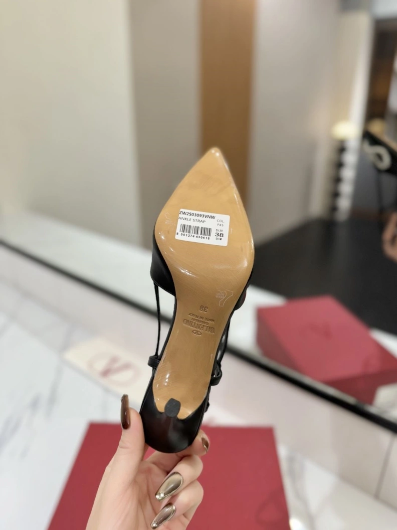 Sophisticated Vxlxntino Sandals 229381