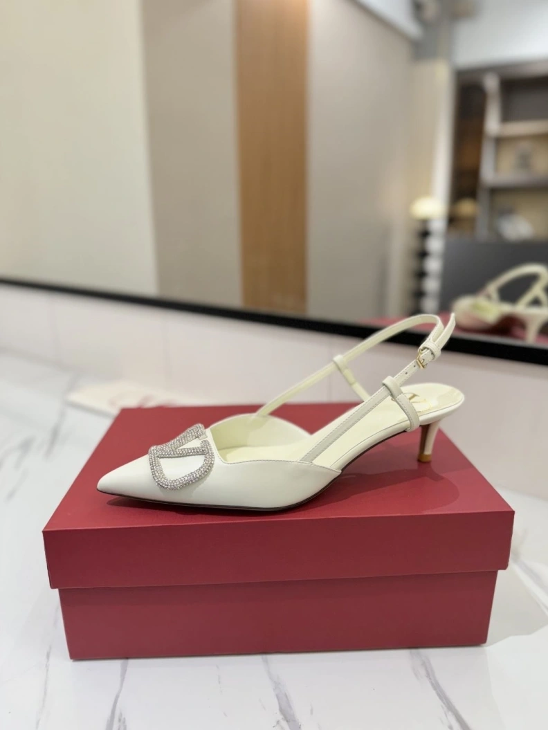Practical Vxlxntino Sandals 229370