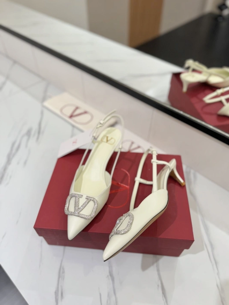 Practical Vxlxntino Sandals 229370