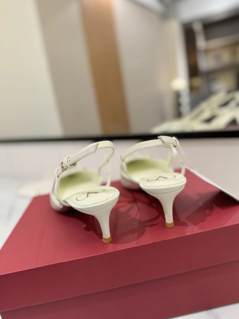 Practical Vxlxntino Sandals 229370