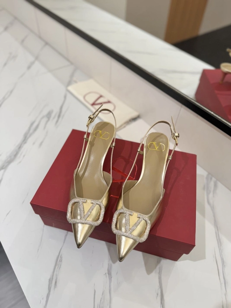 ModernLook Vxlxntino Sandals 229361