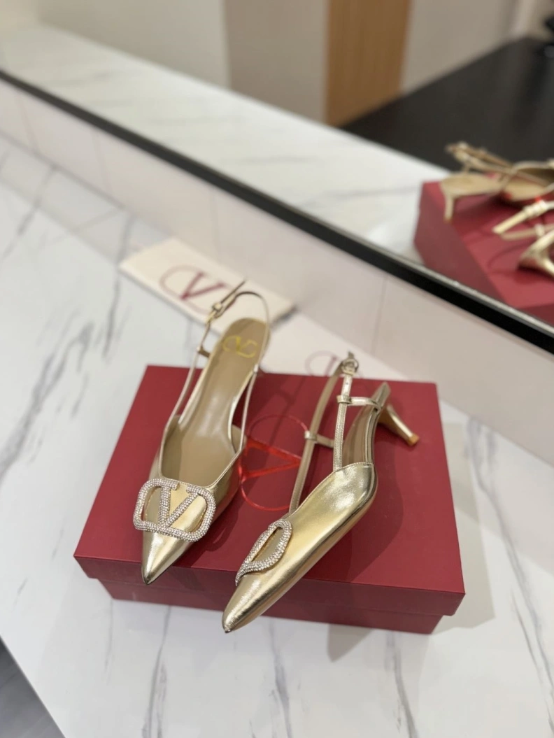 ModernLook Vxlxntino Sandals 229361