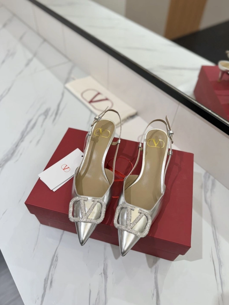 AllSeason Vxlxntino Sandals 229355
