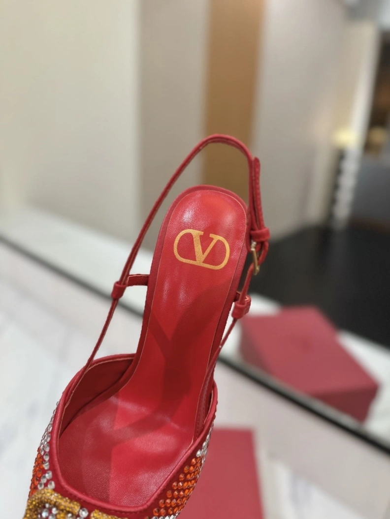 Vxlxntino Sandals Resilient 229363