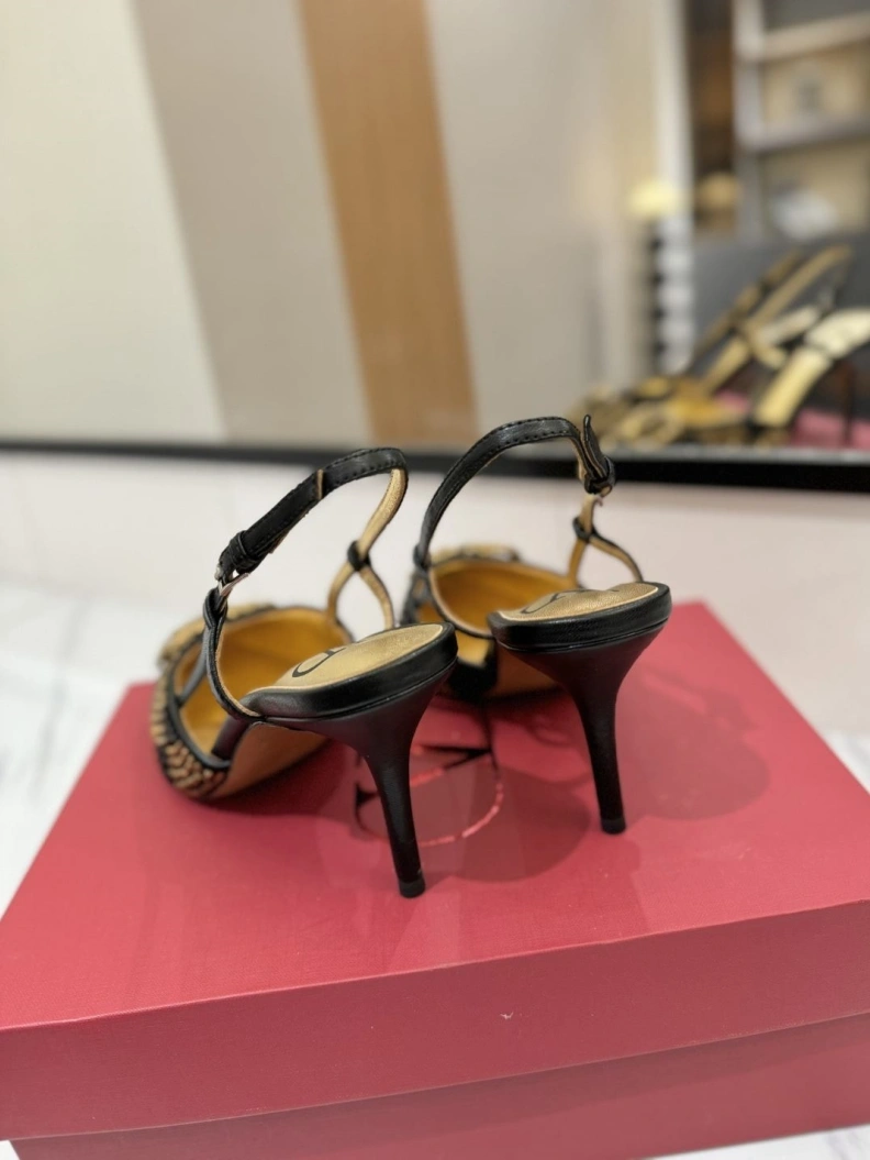 Vxlxntino Sandals Bold 229389