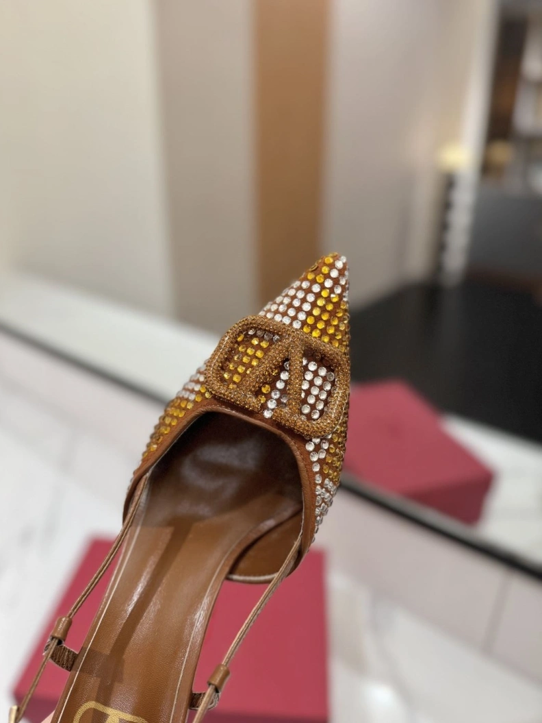 Vibrant Vxlxntino Sandals 229377