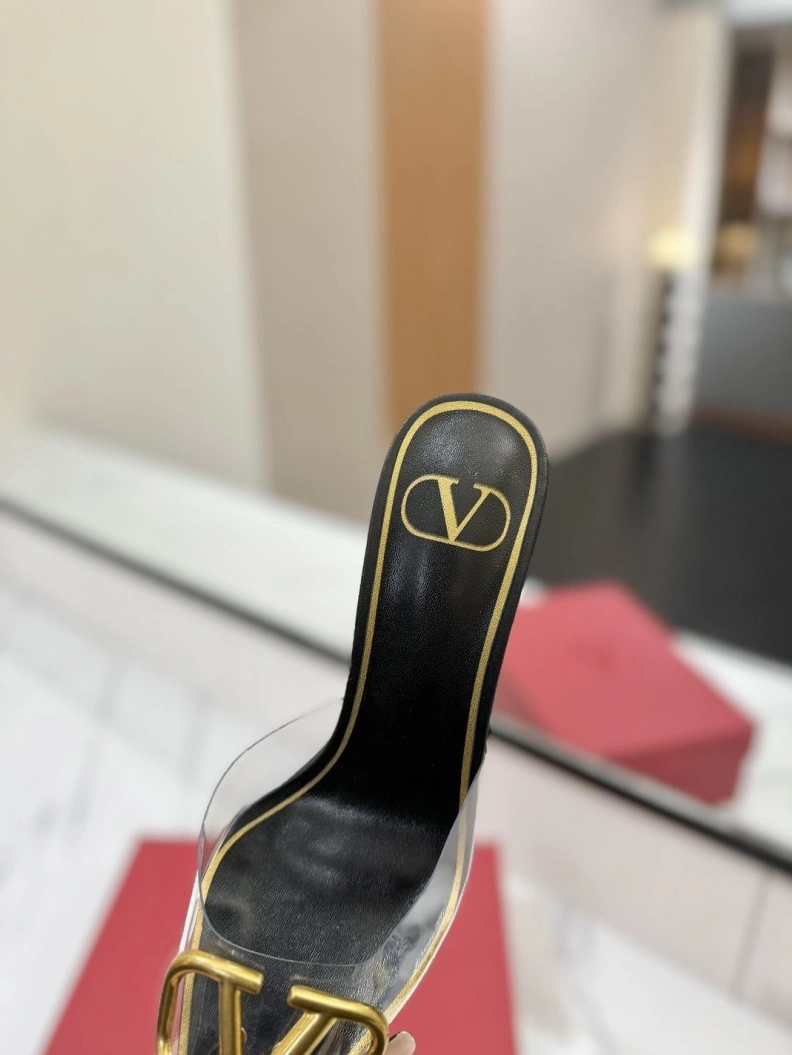 Sophisticated Vxlxntino Sandals 229350