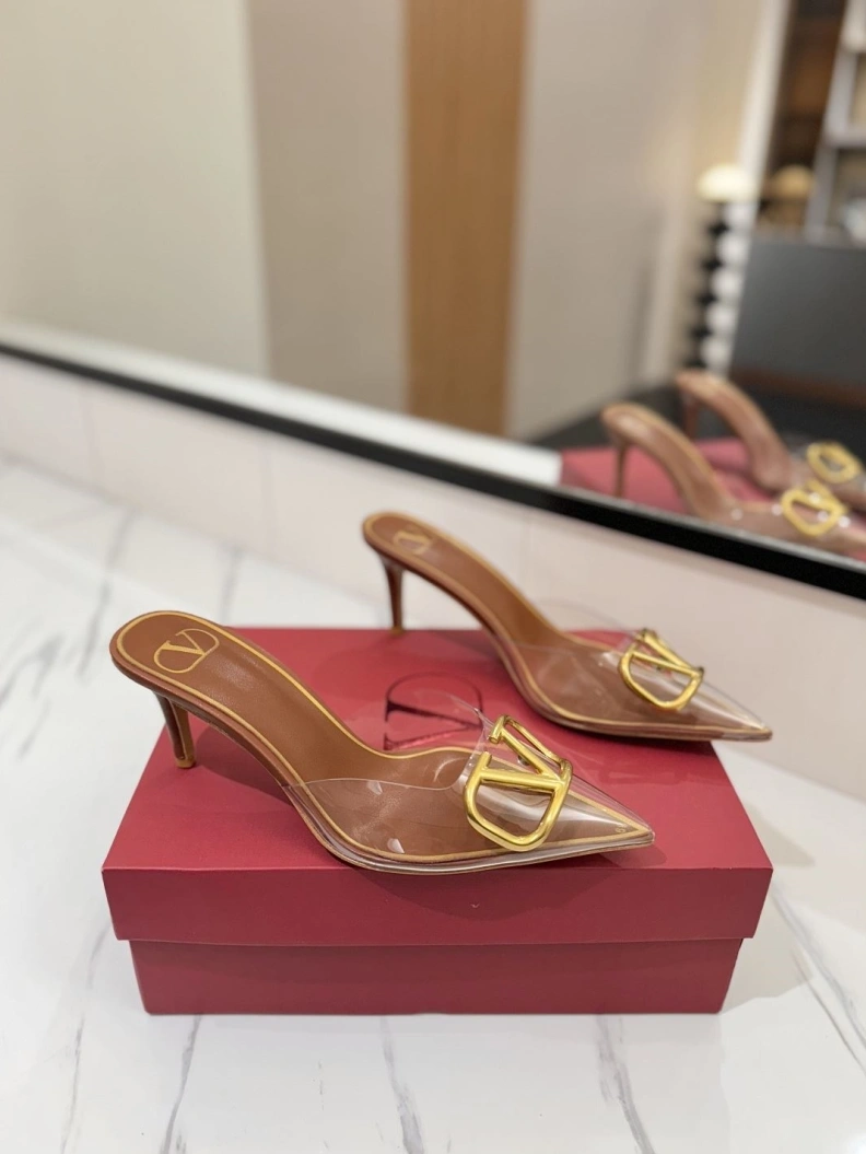 Bold Vxlxntino Sandals 229348