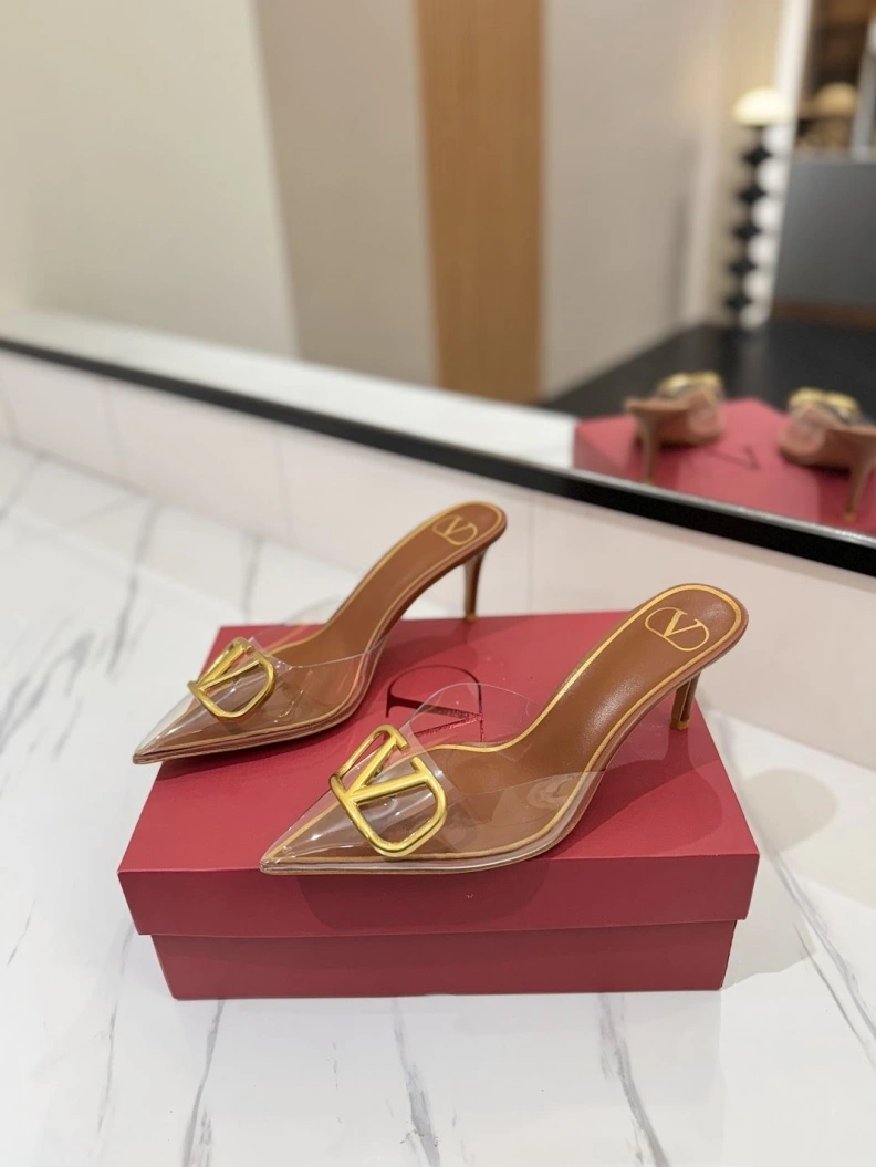 Bold Vxlxntino Sandals 229348