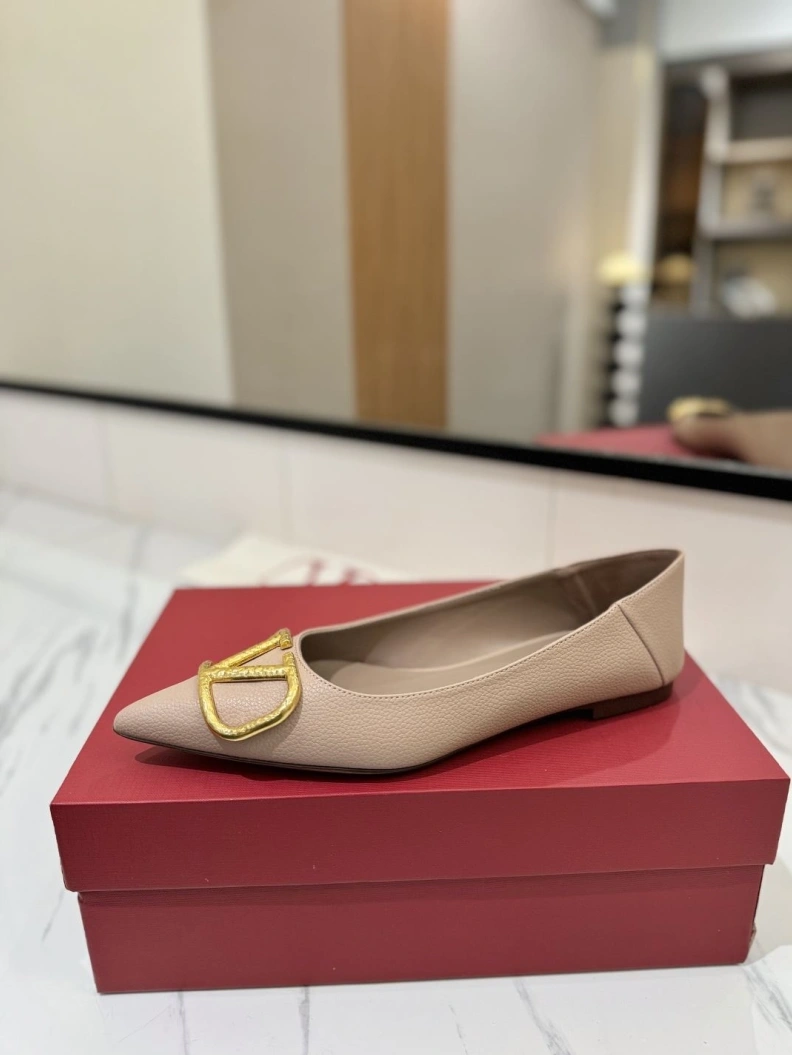 Vibrant Vxlxntino flat shoes 229568