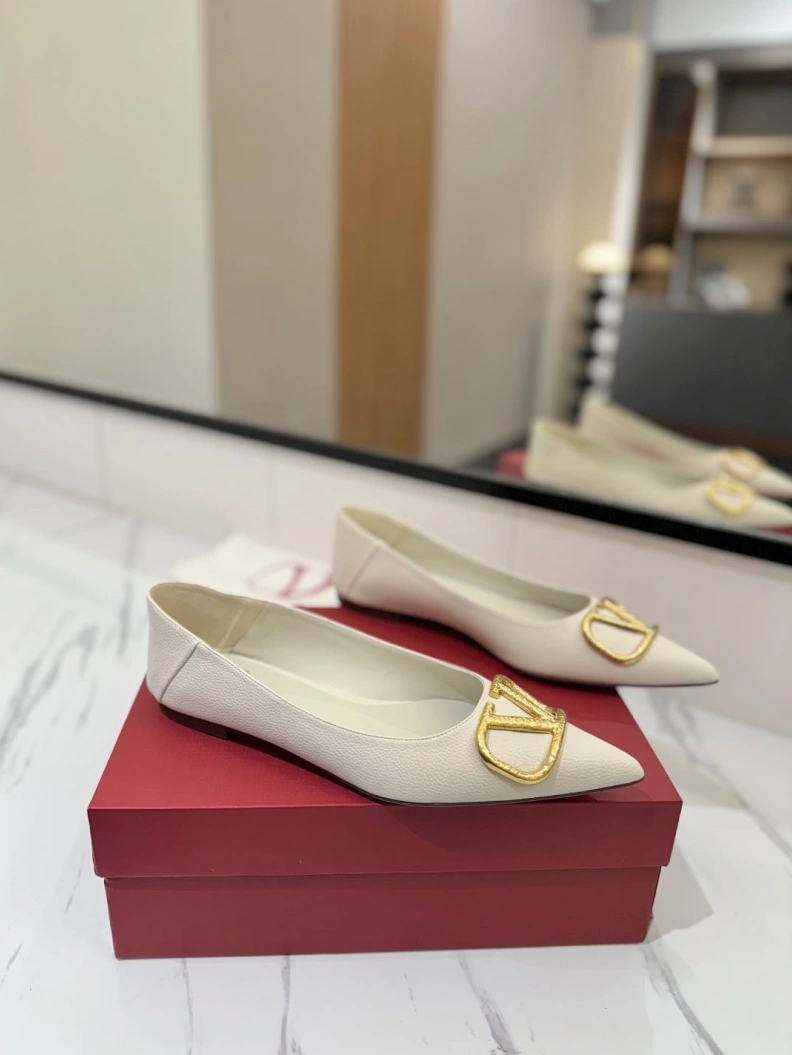 Sleek Vxlxntino flat shoes 229581