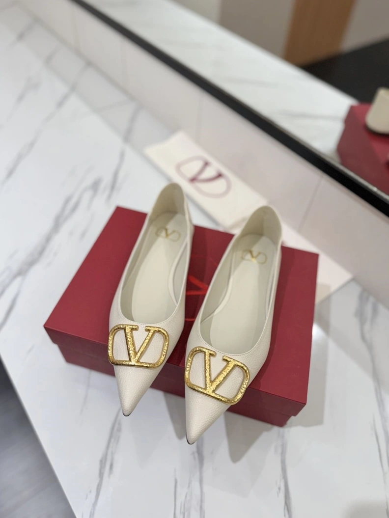 Sleek Vxlxntino flat shoes 229581