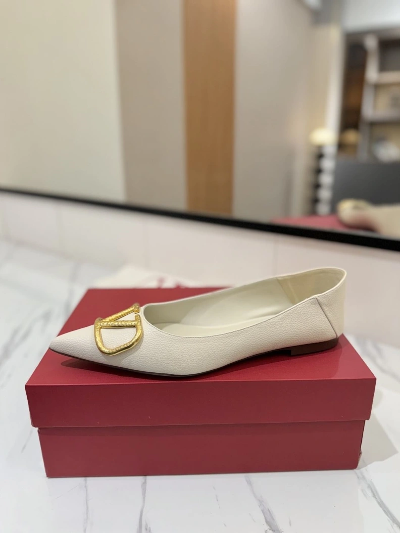 Sleek Vxlxntino flat shoes 229581