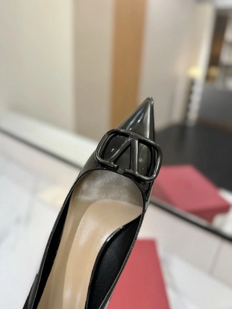 Durable Vxlxntino High Heels 229486