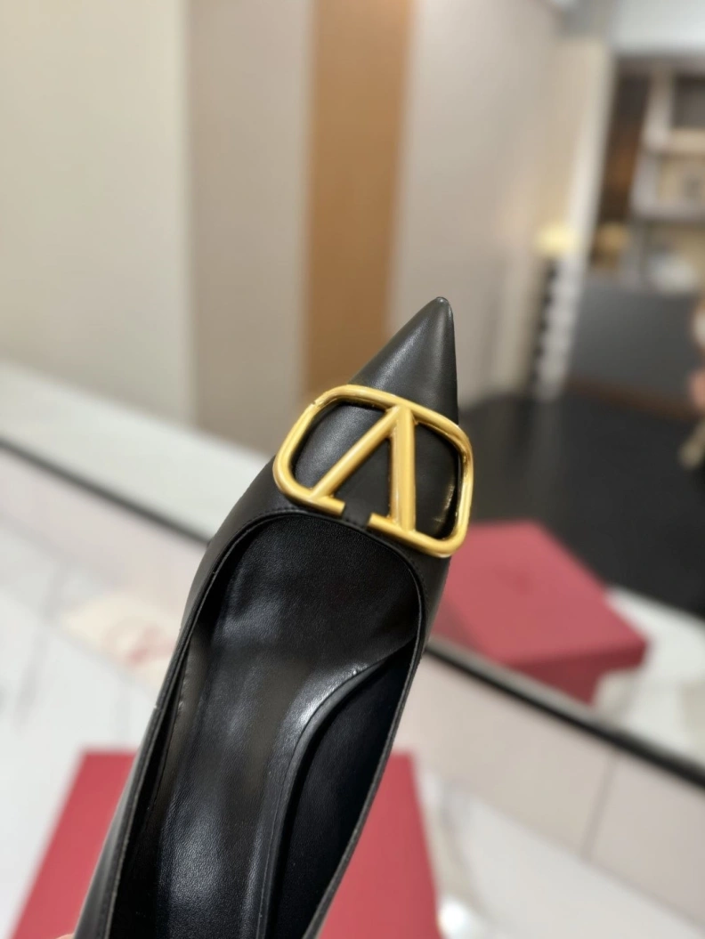 Minimalist Vxlxntino High Heels 229483