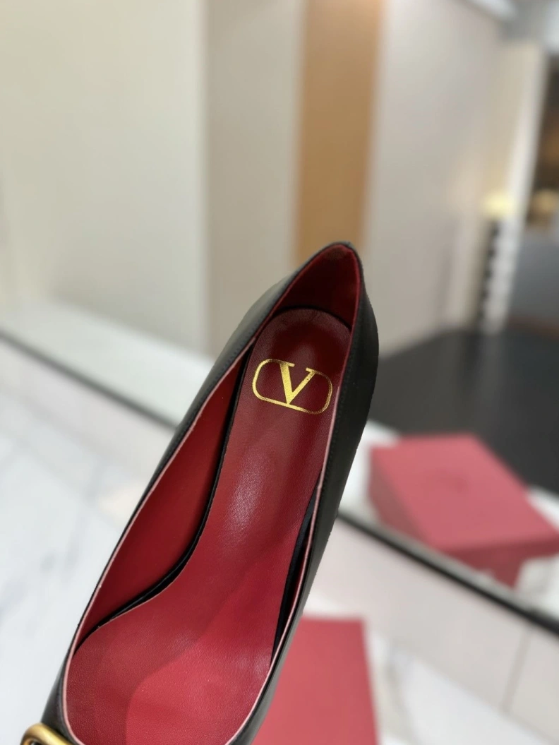 Sleek Vxlxntino High Heels 229484