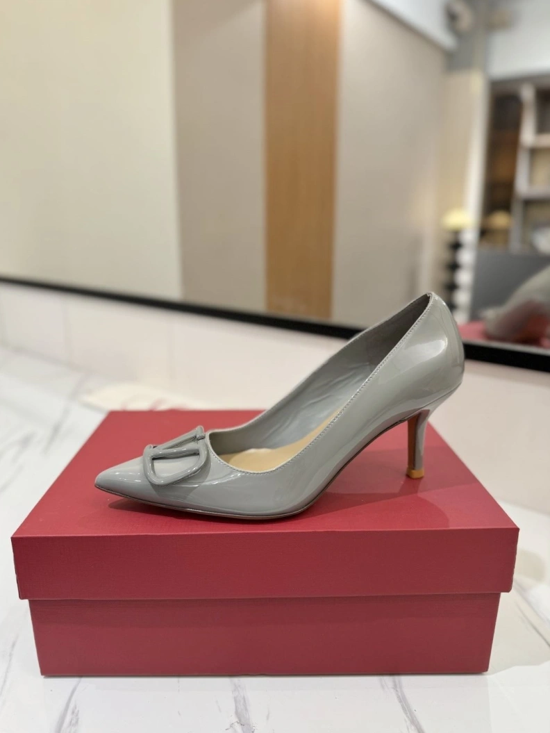 EyeCatching Vxlxntino High Heels 229485