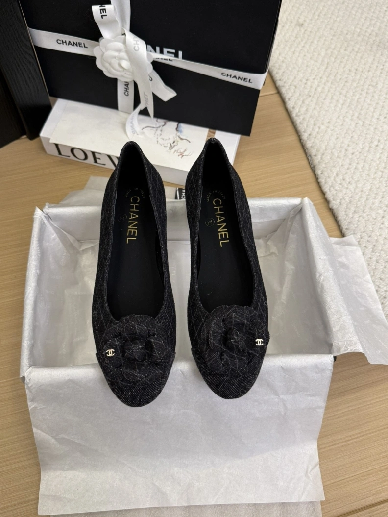 Stylish Chxnxl Flat Shoes 119364