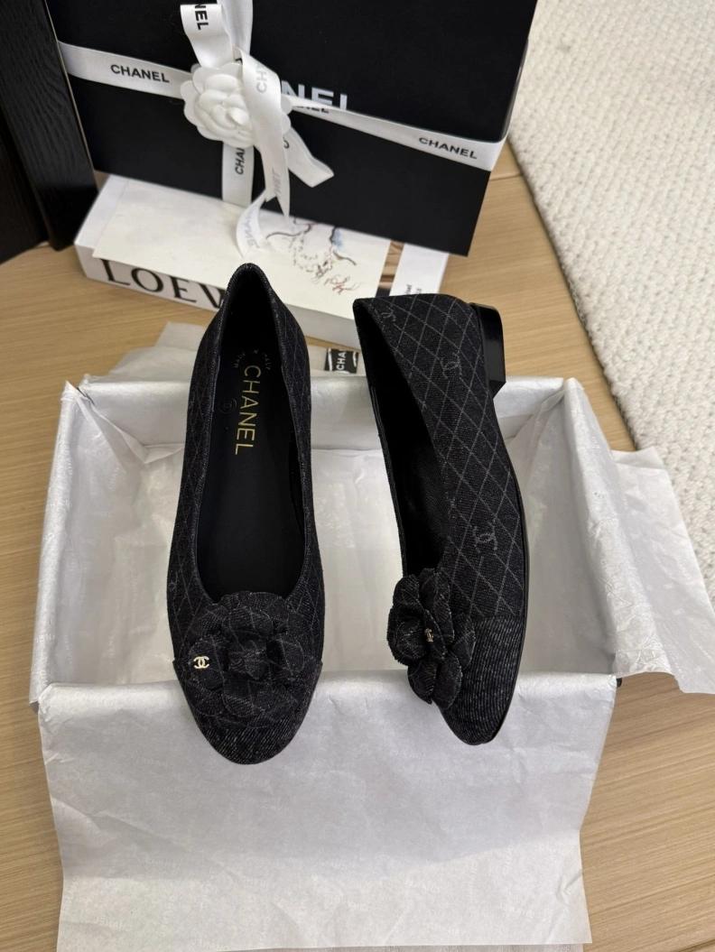 Stylish Chxnxl Flat Shoes 119364