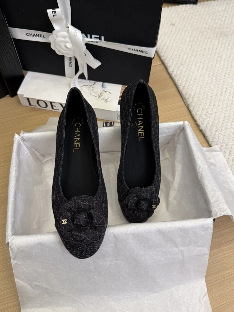Stylish Chxnxl Flat Shoes 119364