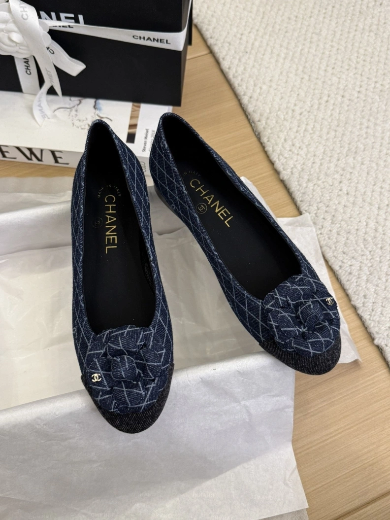 NewStyle Chxnxl Flat Shoes 119352