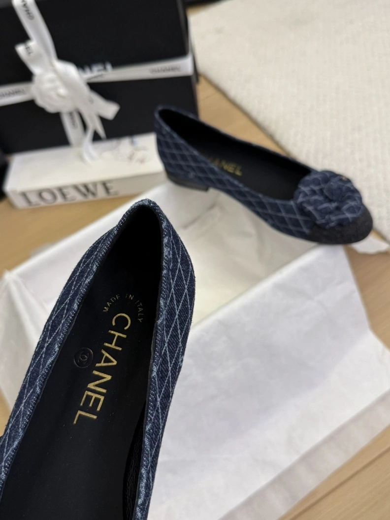 NewStyle Chxnxl Flat Shoes 119352