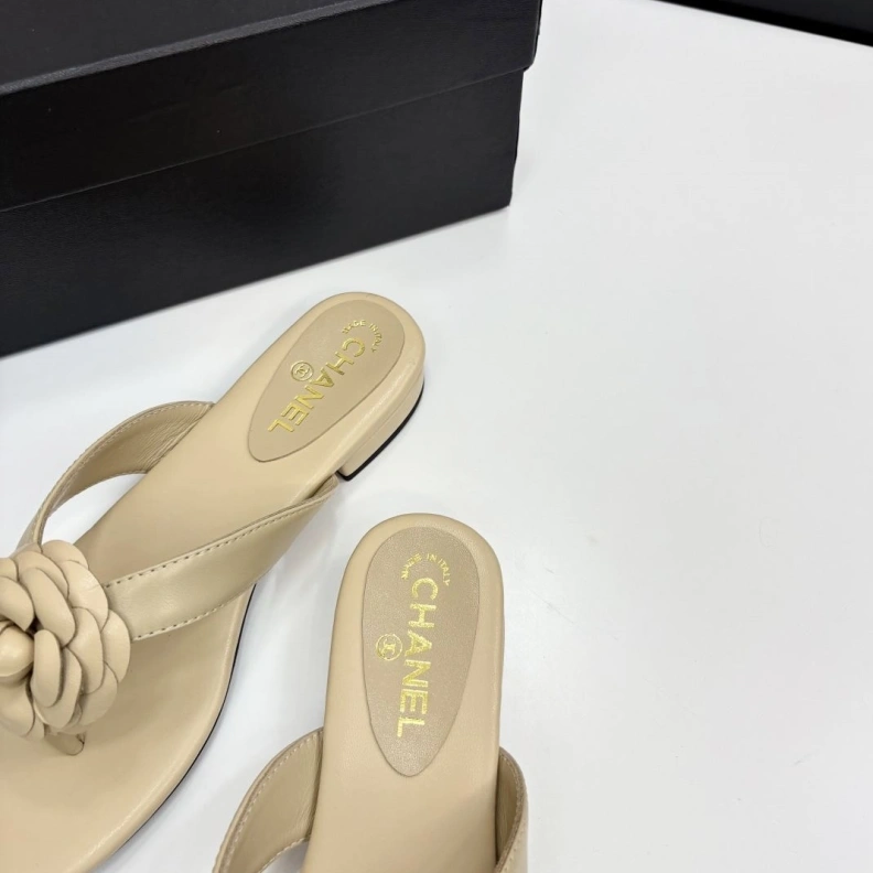 TopPick Chxnxl Slippers 118782