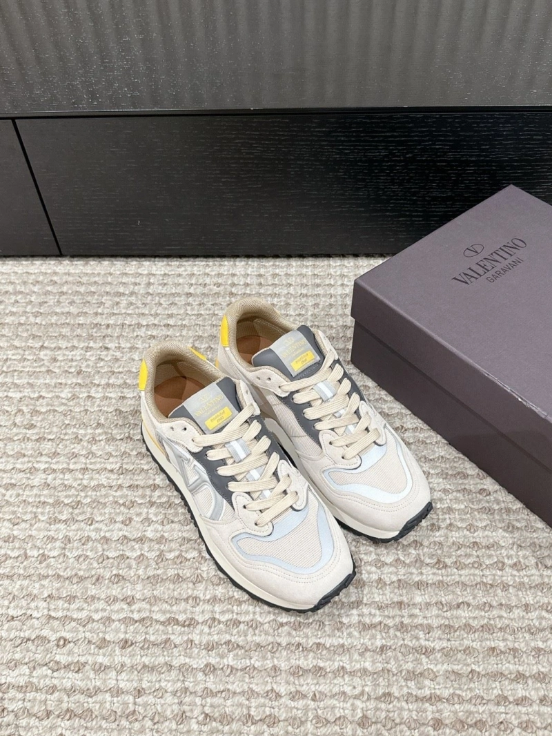 Classic Vxlxntino Casual Shoes 231526